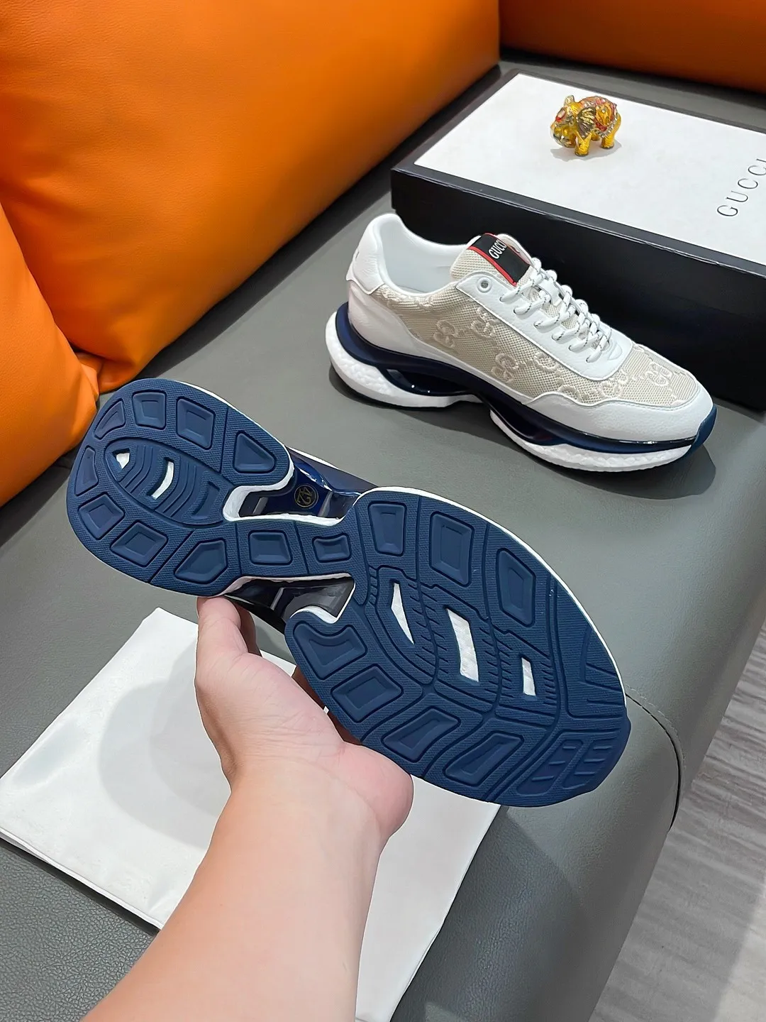 Men's shoes GUCCI "Gucci" P440 Regular size: 38-44 (casual shoes) Product materials: Selected cowhide upper, soft sheepskin lining; original outsole.